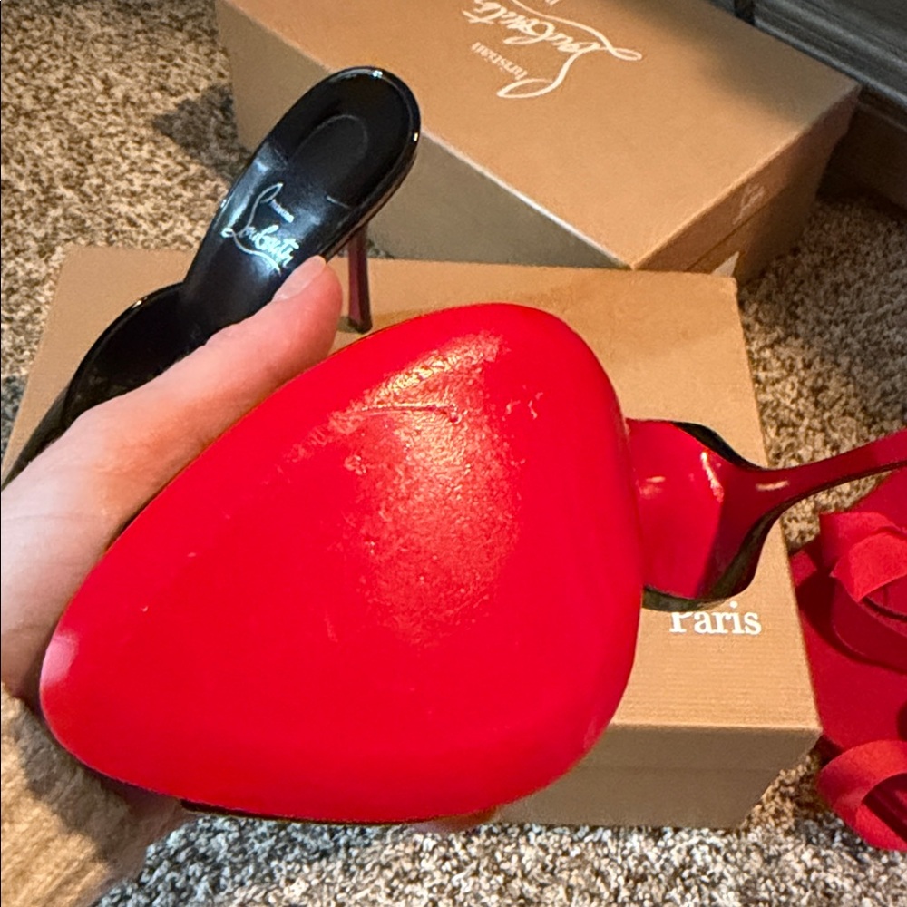 Christian Louboutin Dolly me Glossy Black Peep-Toe Mules - Picture 3 of 7